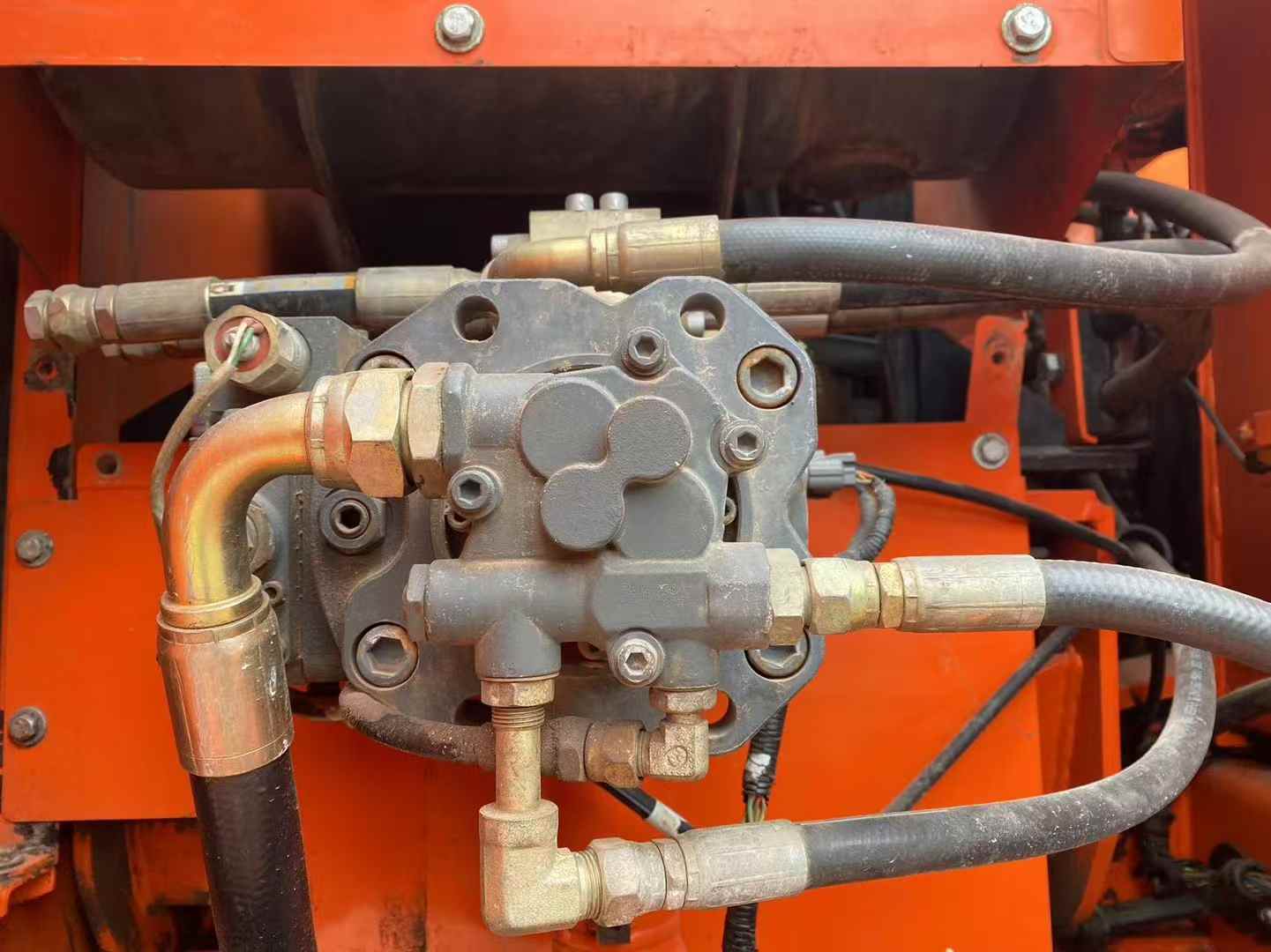 Used Doosan DX15 Excavator 2016 Model / 7