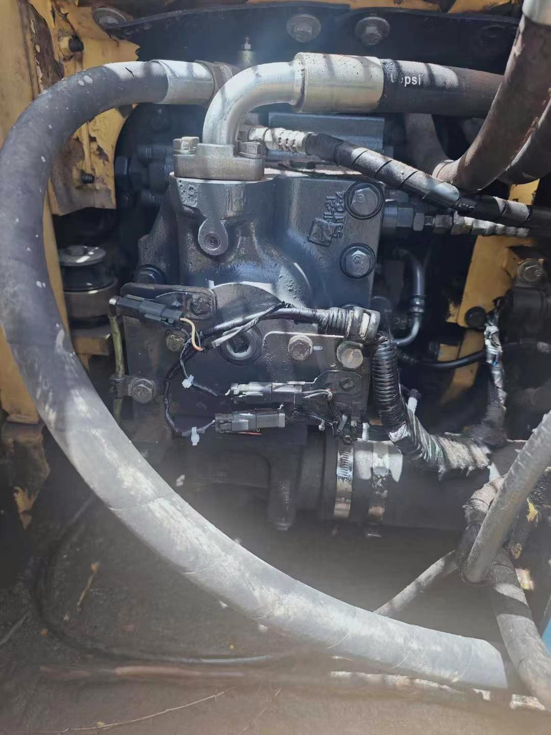 Used Komatsu PC110-7 Excavator 2016 Model / 9