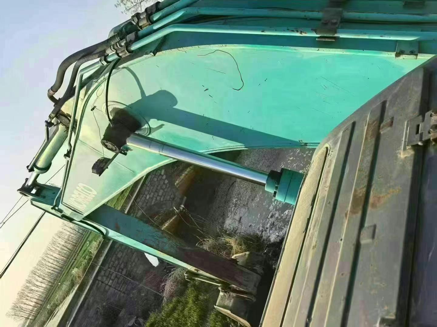 Used Kobelco SK210 Excavator 2011 Model / 8