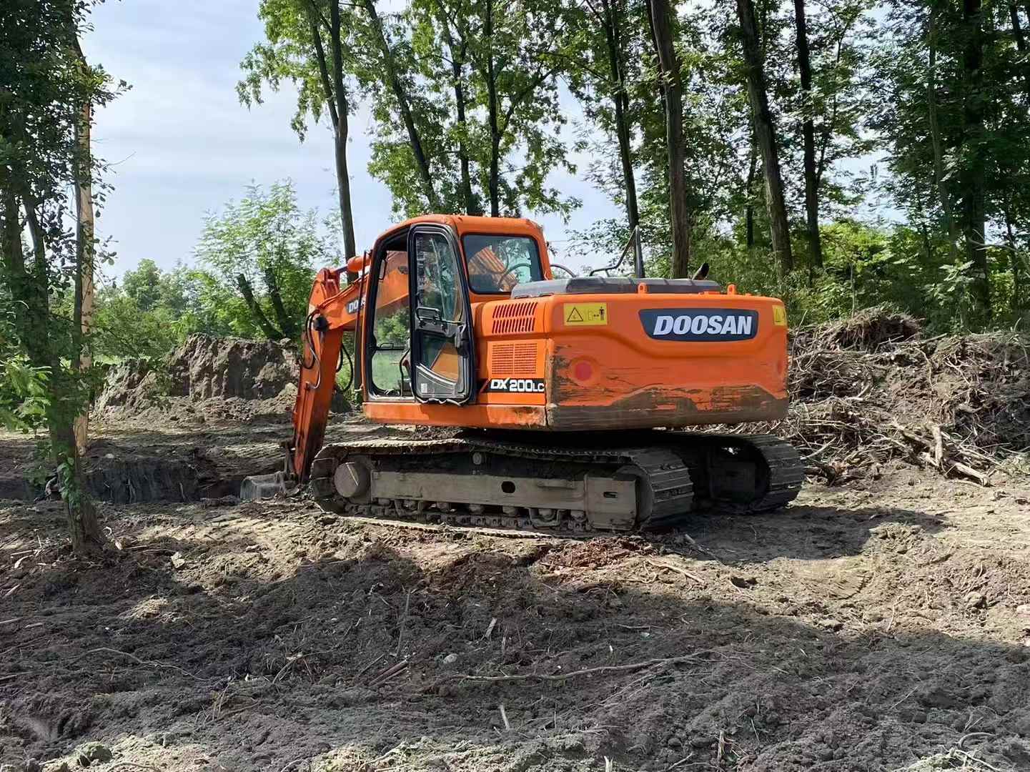 Used Doosan DX15 Excavator 2016 Model / 4