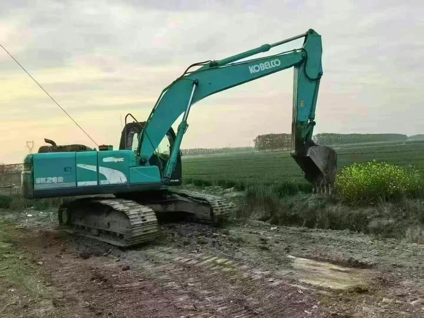 Used Kobelco SK2008 Excavator 2016 Model / 3
