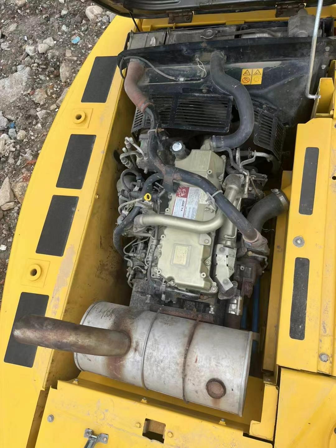 Used Kobelco SK210 Excavator 2015 Model / 8