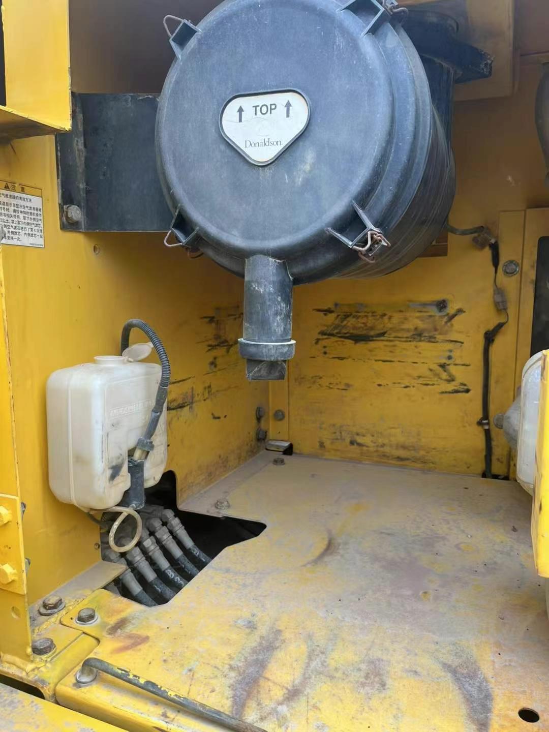 Used Kobelco SK210 Excavator 2015 Model / 2