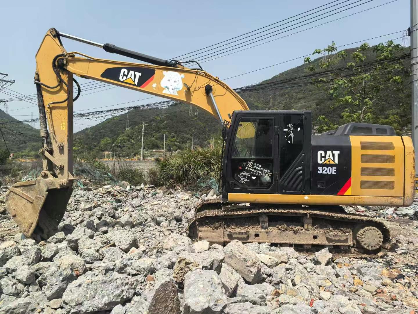 Used Caterpillar 320E Excavator 2019 Model / 3