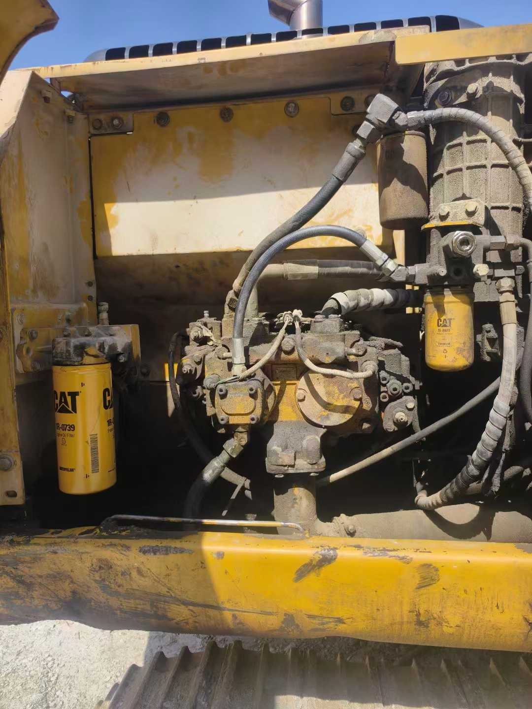 Used Caterpillar 323 Excavator 2010 Model / 8