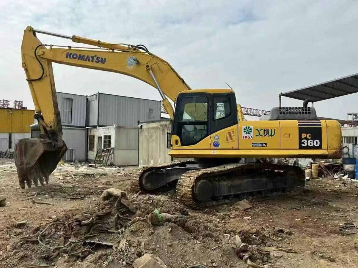 Used Komatsu PC60-7 Excavator 2016 Model / 9