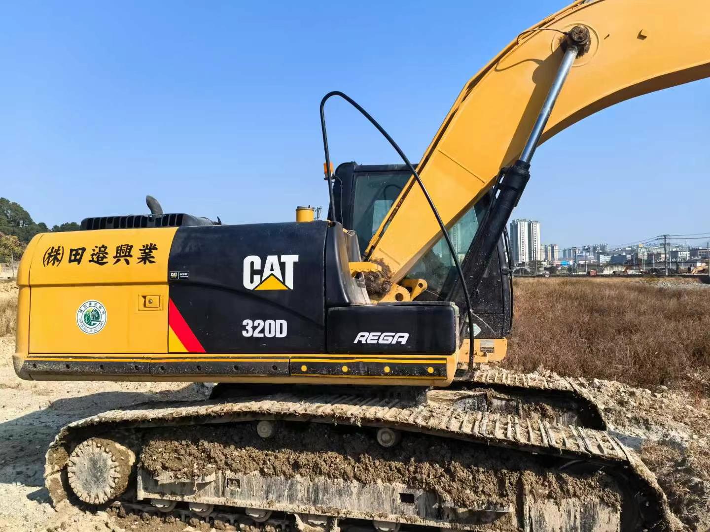 Used Caterpillar CT20 Excavator 2016 Model / 8