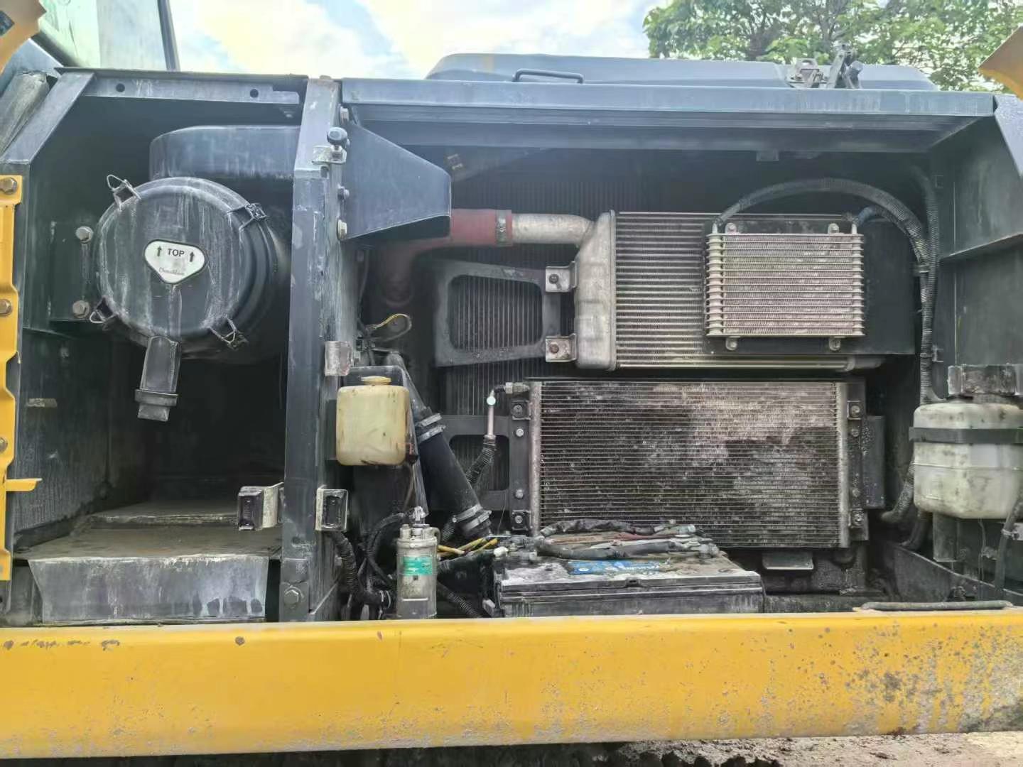 Used Sumitomo SH200-5 Excavator 2016 Model / 9