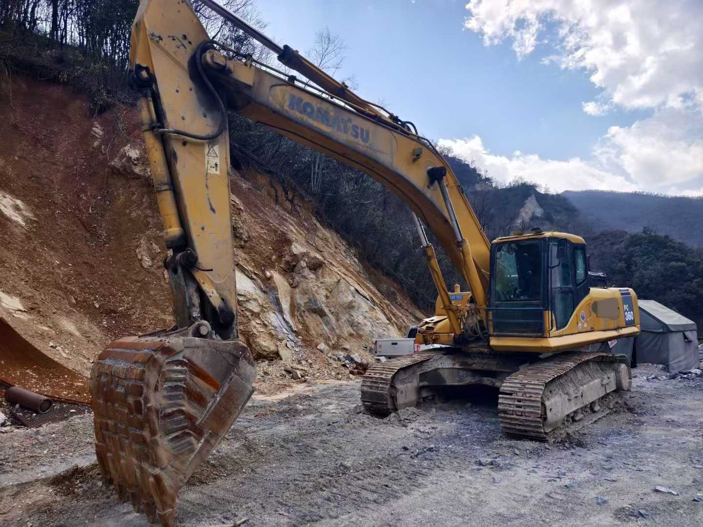 Used Komatsu PC60 Excavator 2016 Model