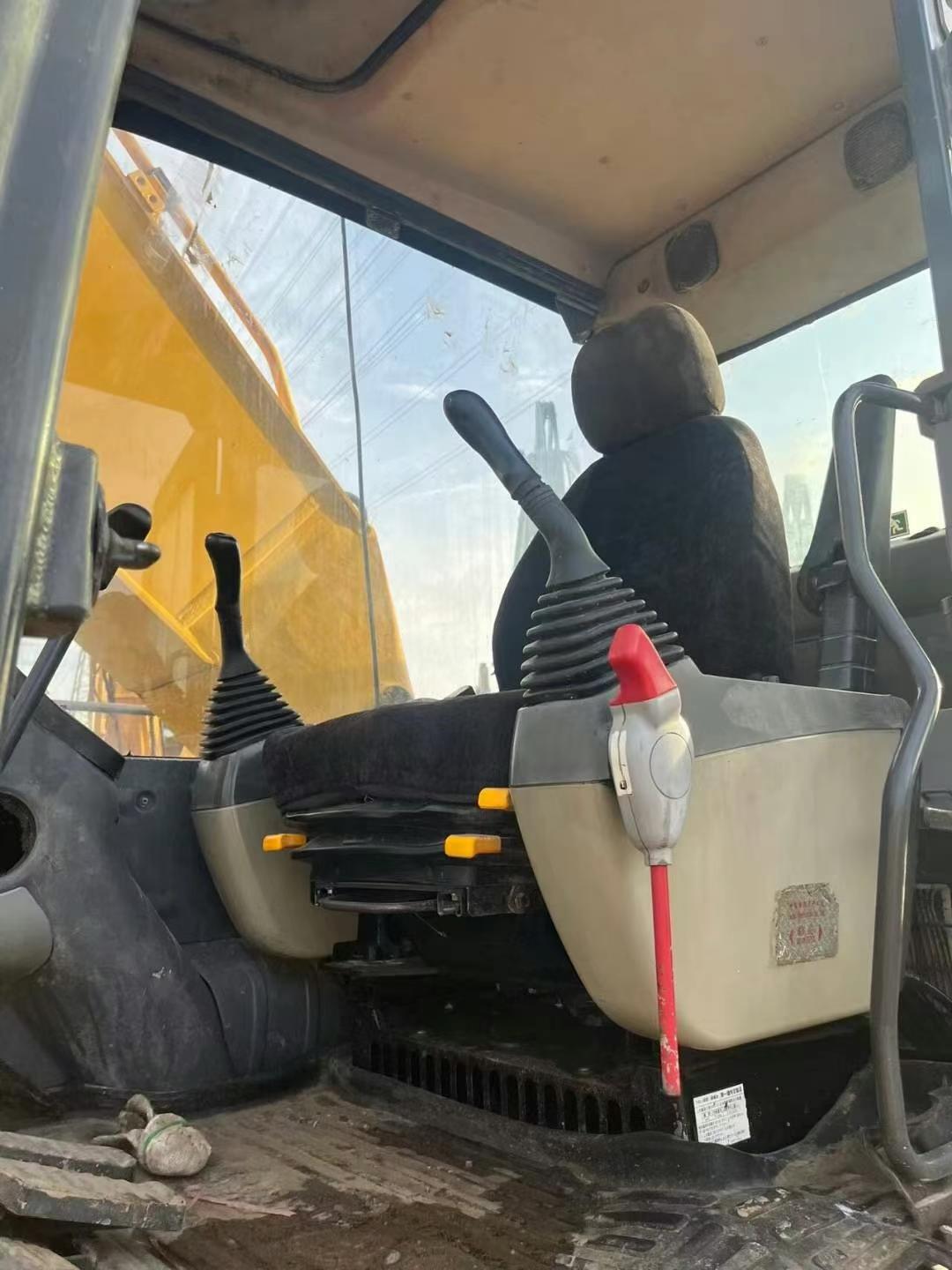 Used Komatsu PC200-8N1 Excavator 2016 Model / 5