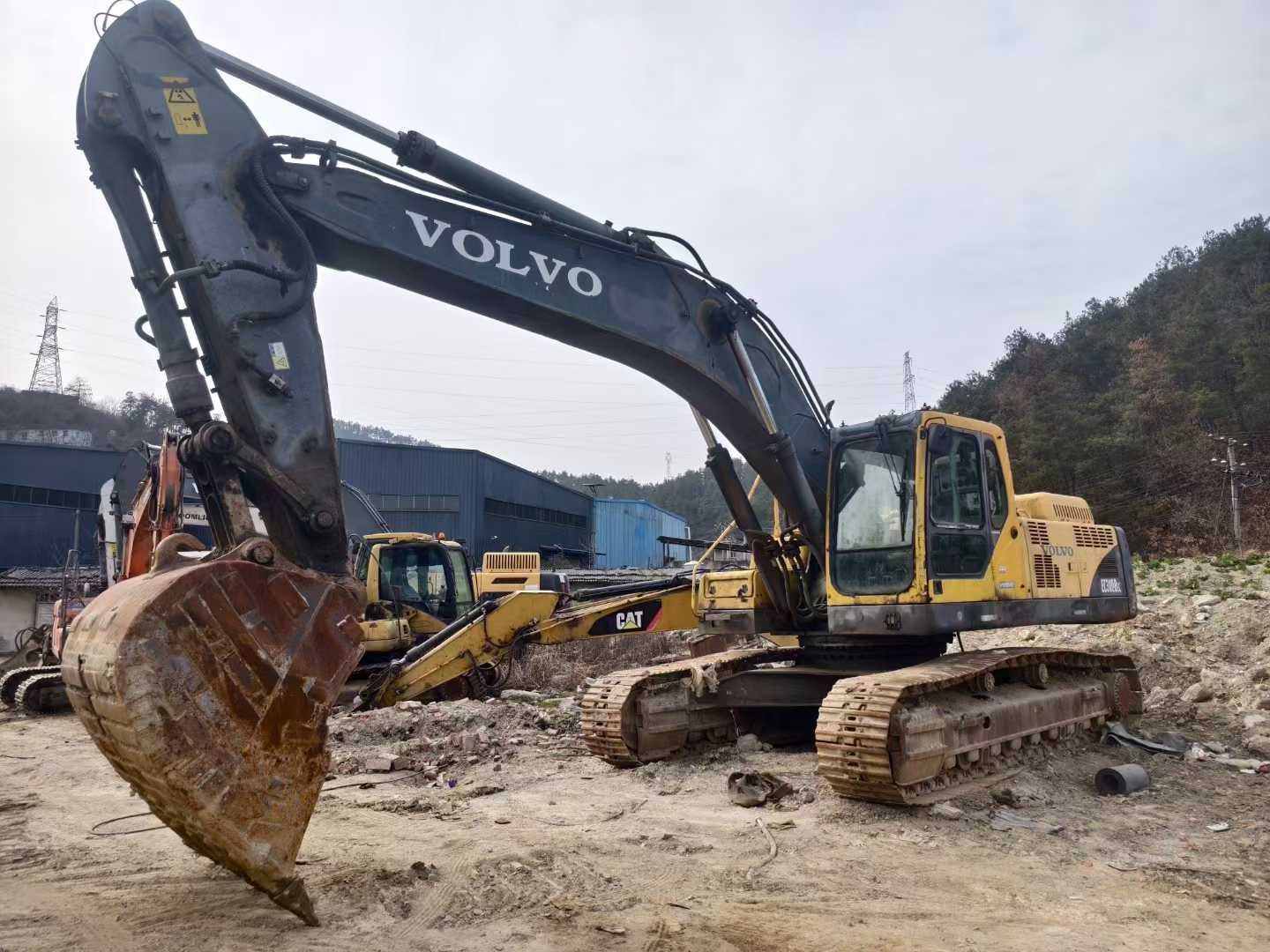 Used Volvo EC60 Excavator 2011 Model / 3