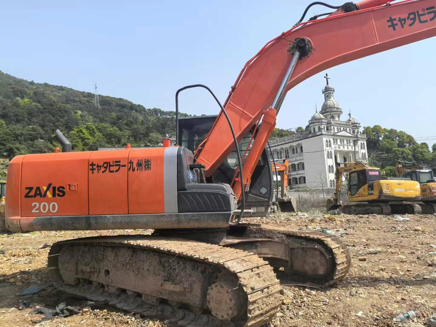 Used Hitachi ZAXIS200 Excavator 2016 Model / 6