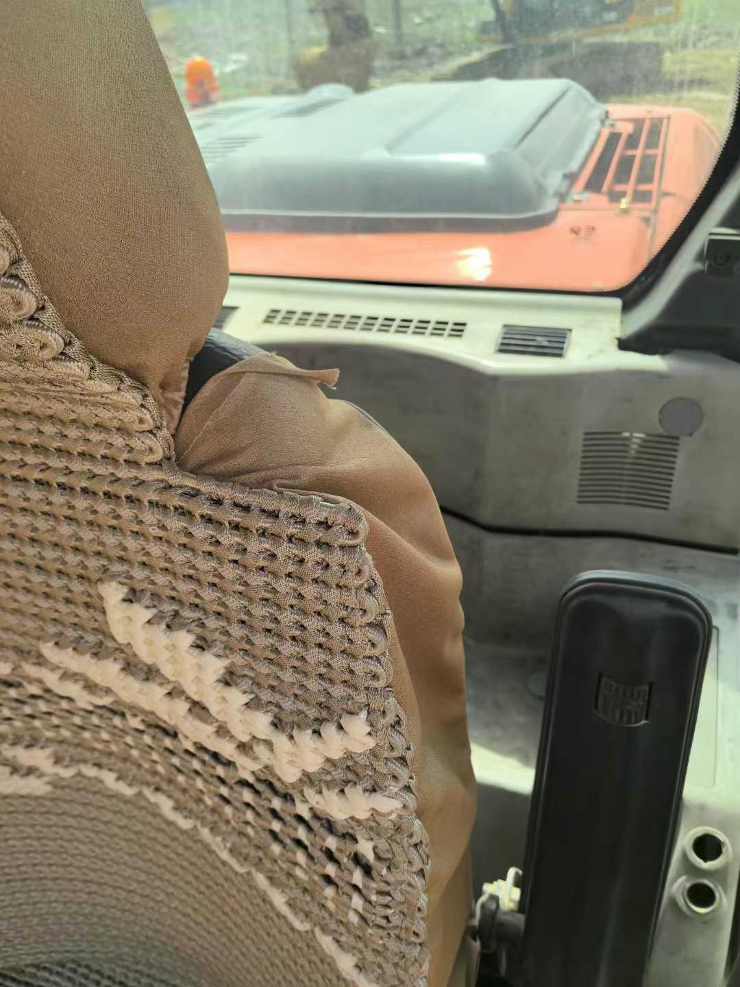 Used Hitachi ZAXIS200 Excavator 2016 Model / 4