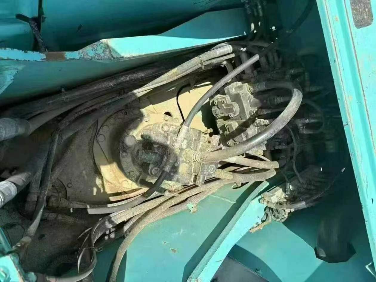 Used Kobelco SK200 Excavator 2016 Model / 5