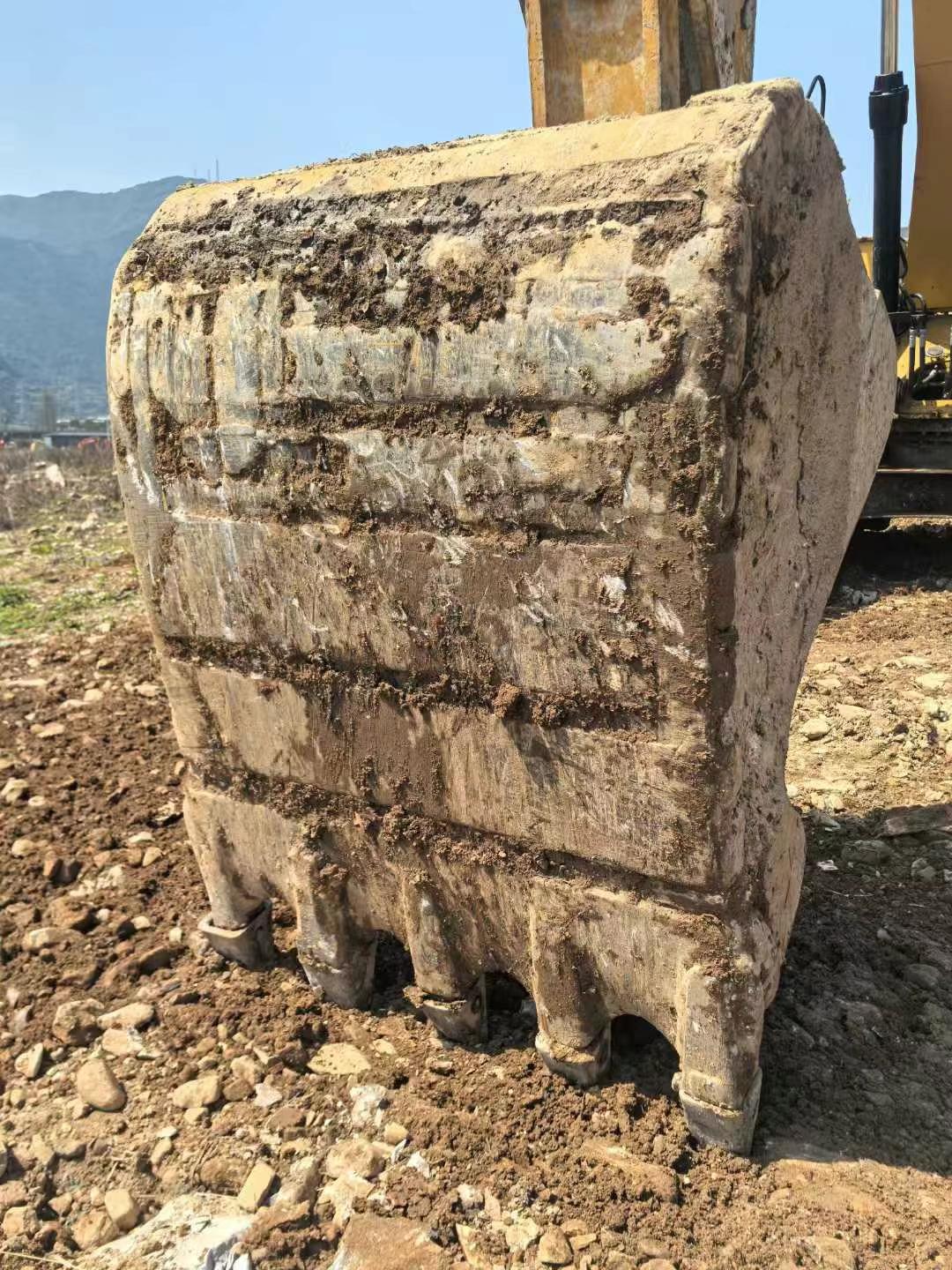 Used Caterpillar CT18 Excavator 2016 Model / 5