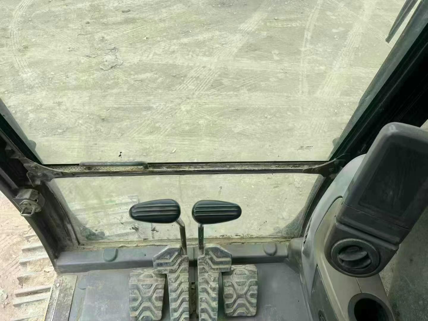 Used Caterpillar CT20 Excavator 2015 Model / 5