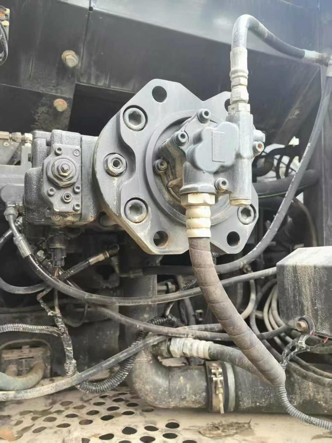 Used Sumitomo SH200-5 Excavator 2016 Model / 3