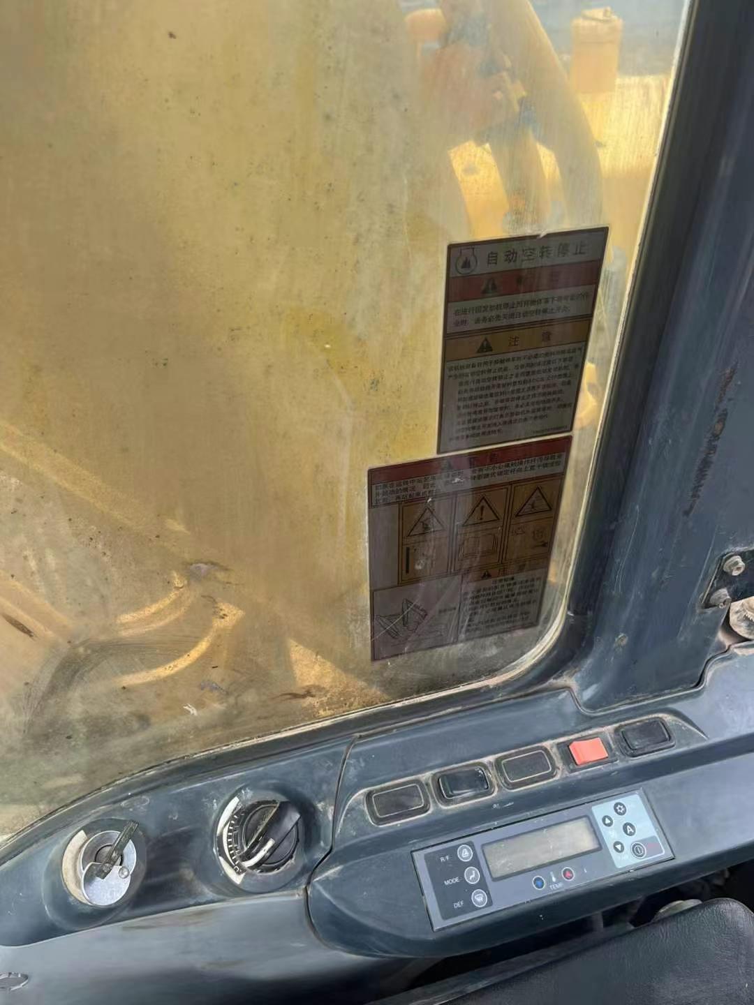 Used Kobelco SK210 Excavator 2015 Model / 5