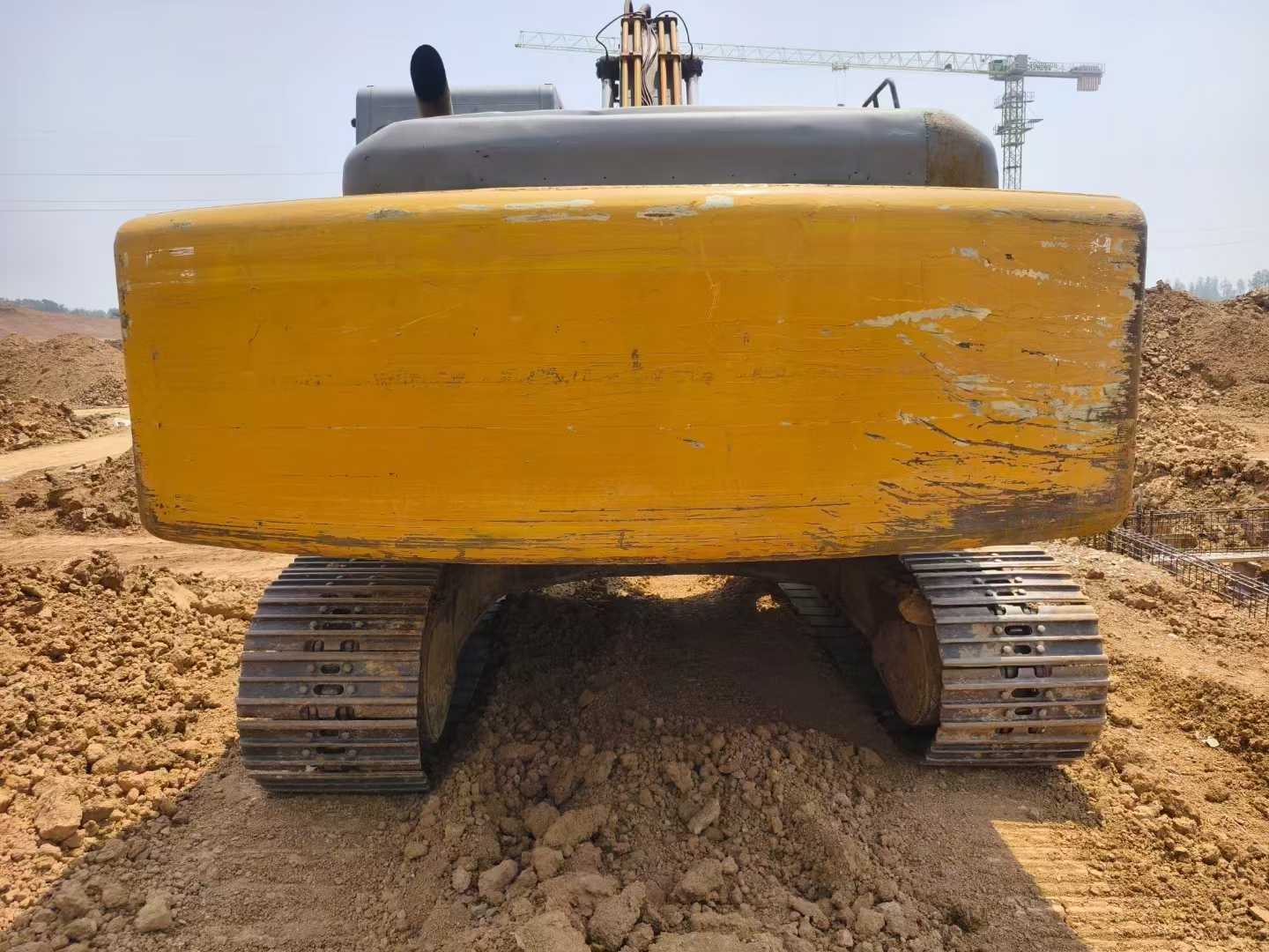 Used Kato HD1023 Excavator 2011 Model / 5