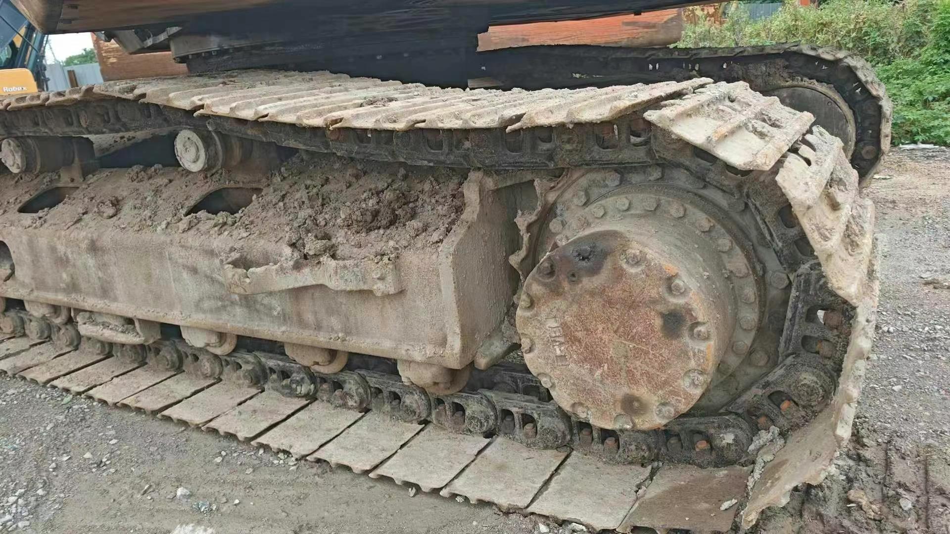 Used Hitachi ZX200-3G Excavator 2016 Model / 4