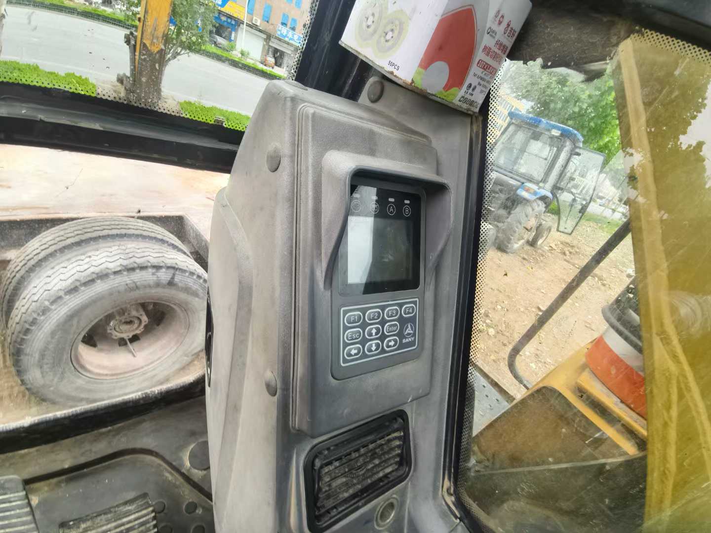 Used Sany SY65W Excavator 2017 Model / 8