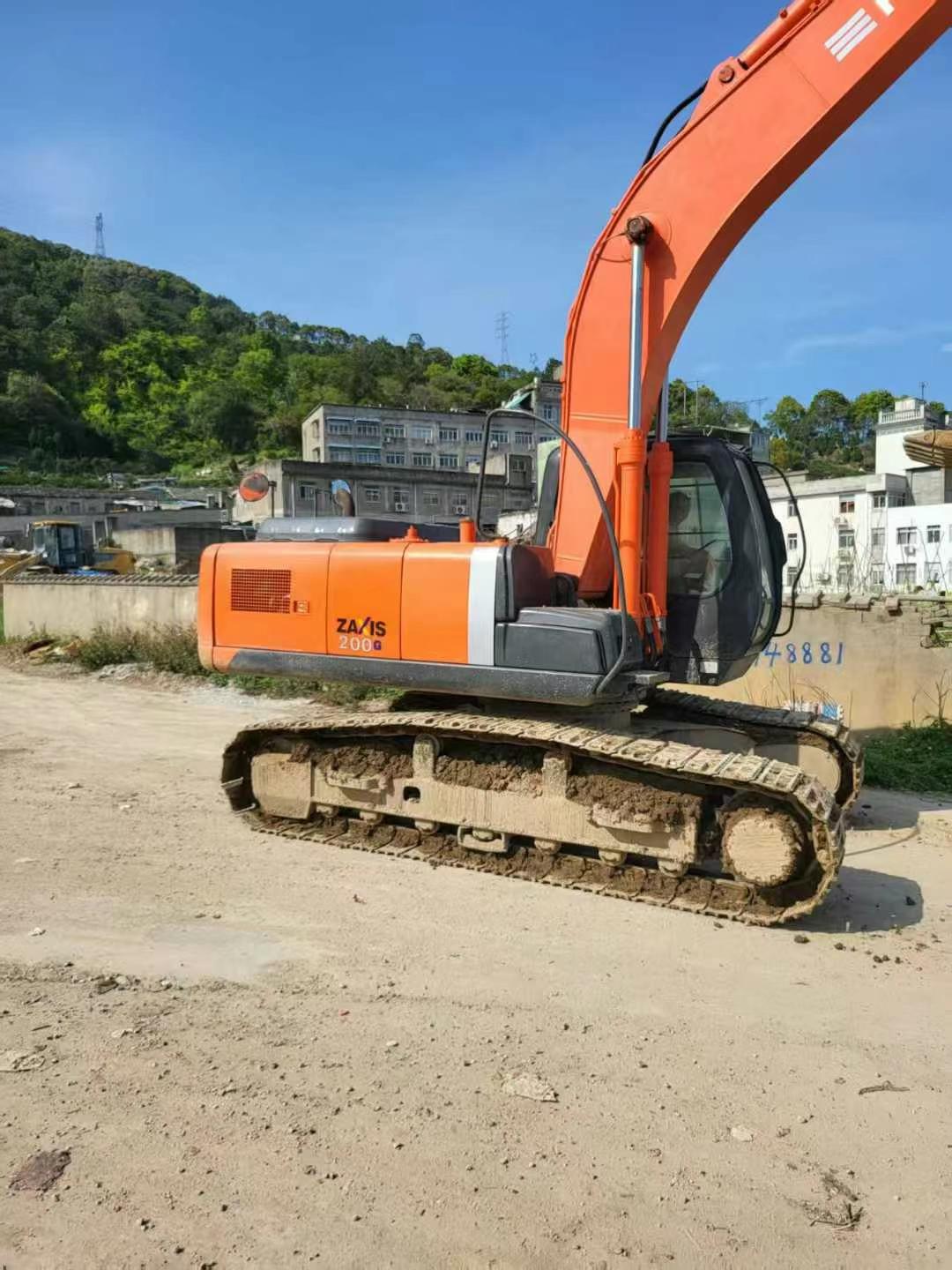 Used Hitachi ZAXIS200 Excavator 2016 Model / 5