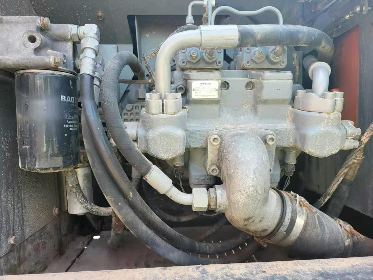 Used Hitachi ZAXIS200 Excavator 2016 Model