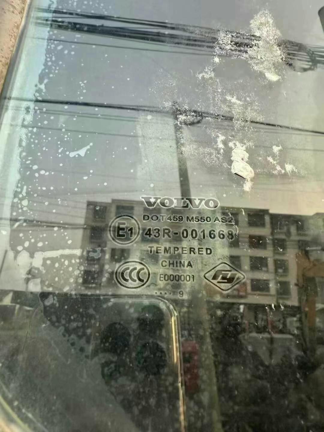 Used Volvo EW210C Excavator 2009 Model / 4