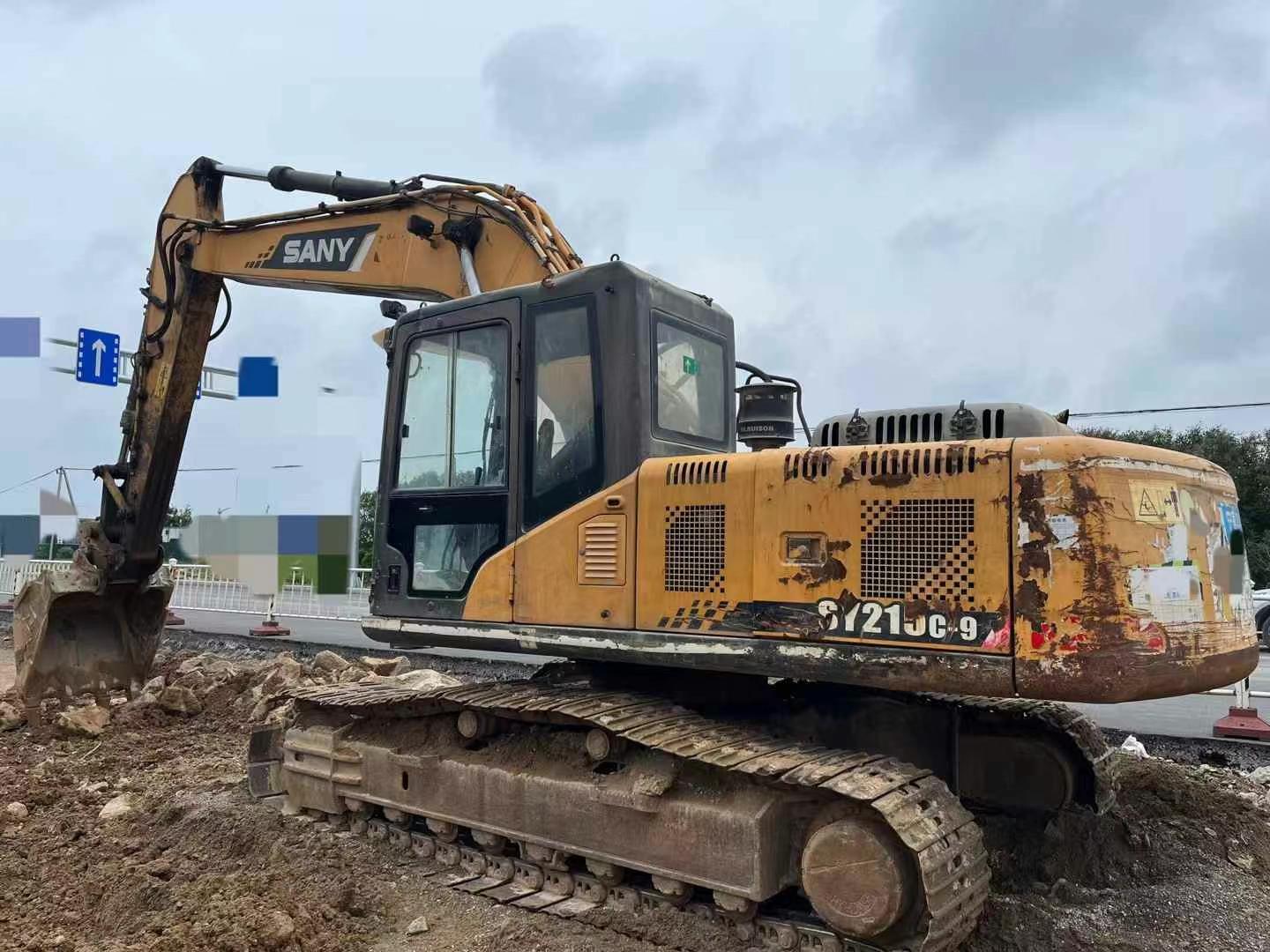 Used Sany SY215W Excavator 2015 Model