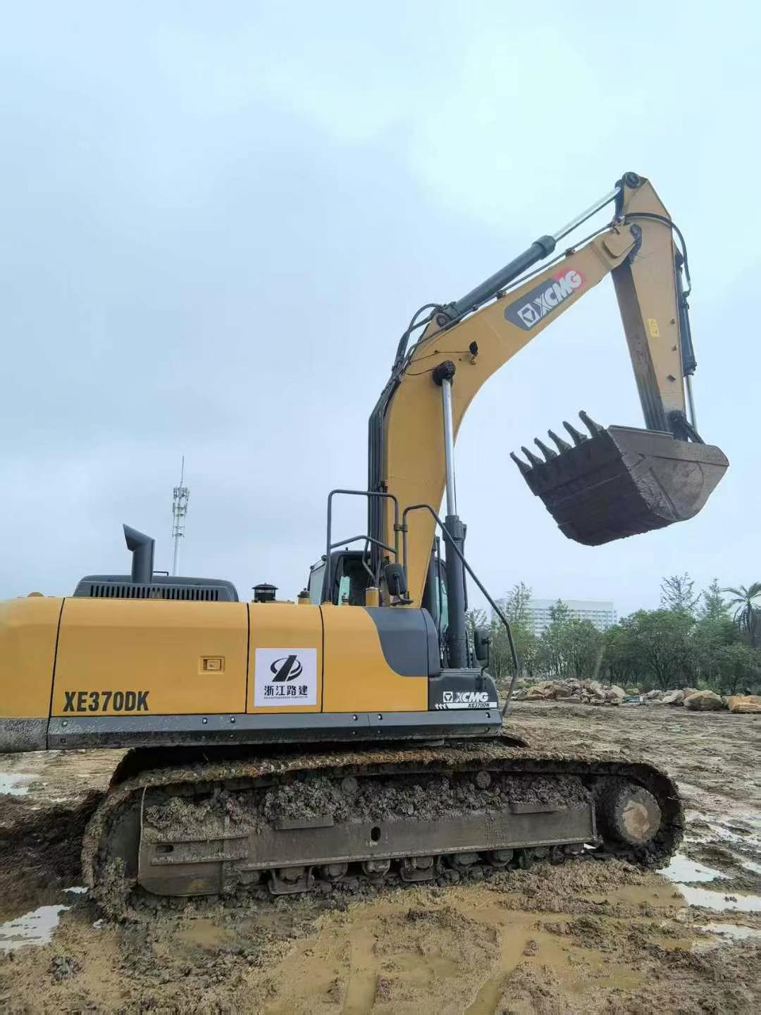 Used XCMG XE370 Excavator 2021 Model / 2