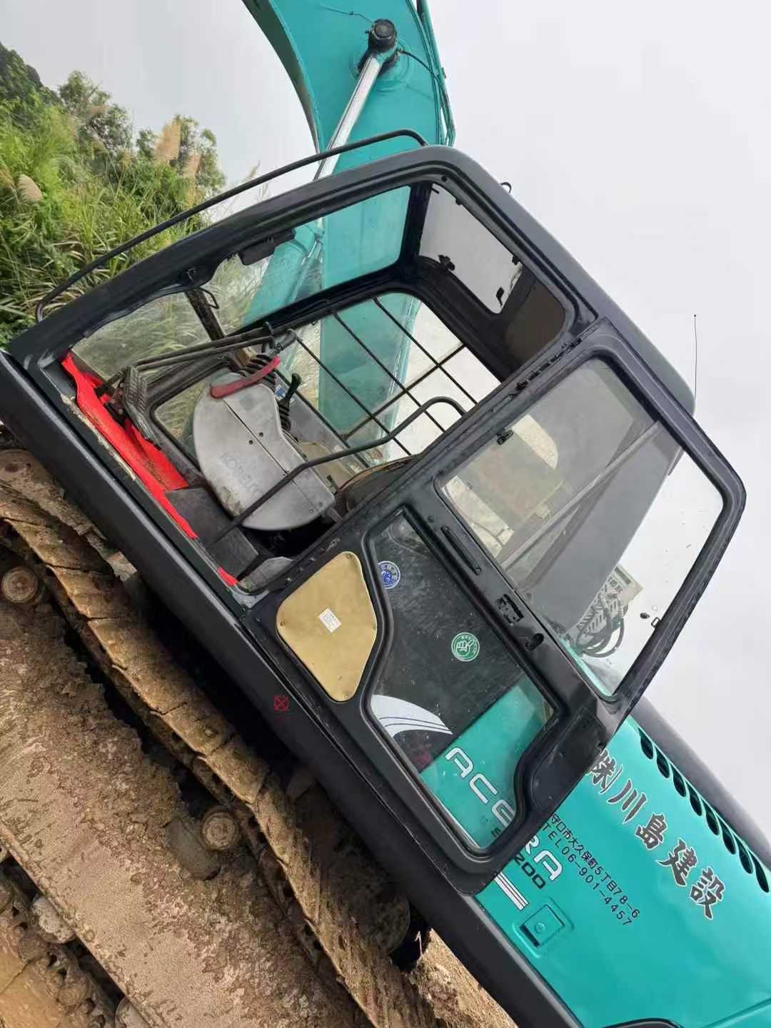 Used Kobelco SK200-5.5 Excavator 2016 Model / 3