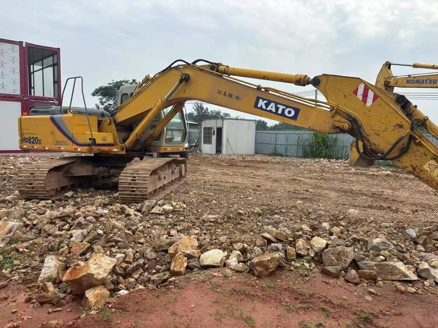 Used Kato HD820 Excavator 2016 Model / 2