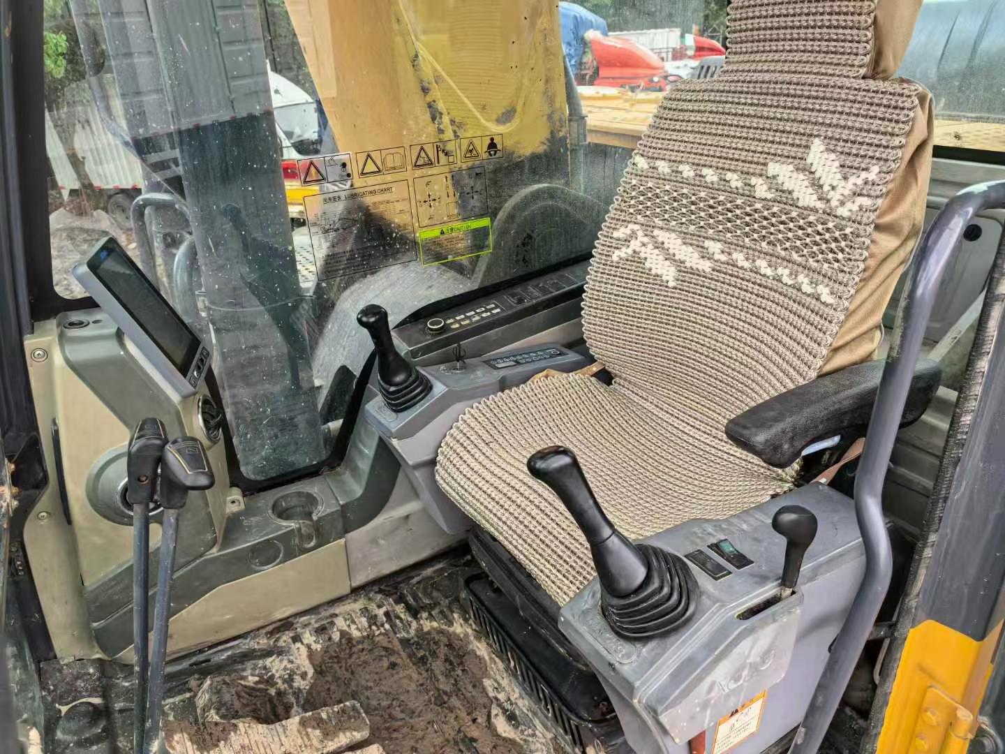 Used XCMG XE370 Excavator 2021 Model / 9