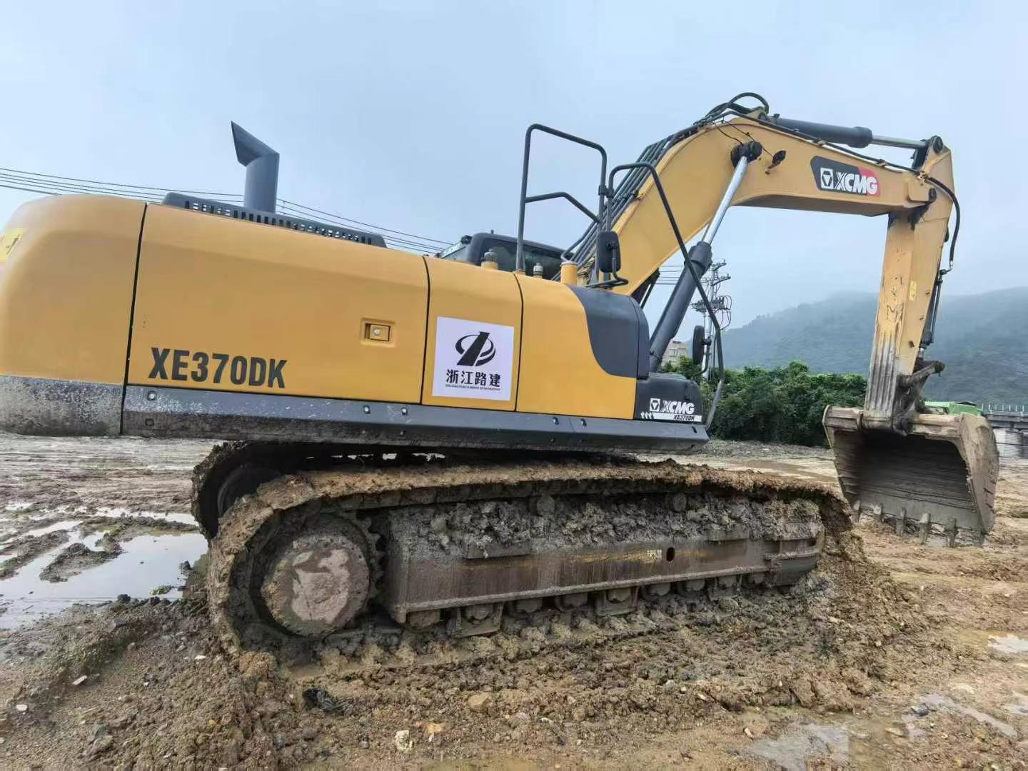 Used XCMG XE370 Excavator 2021 Model / 6