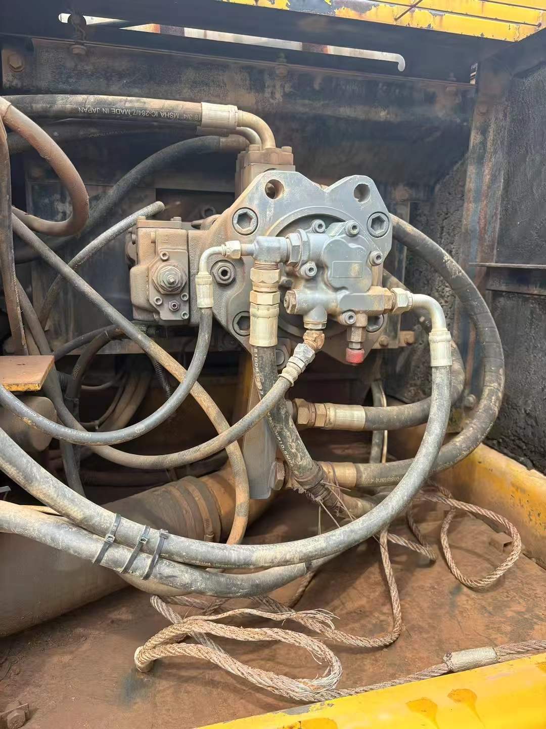 Used Kato HD820 Excavator 2016 Model / 8