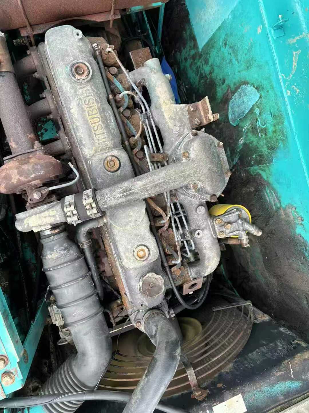 Used Kobelco SK200-5.5 Excavator 2016 Model / 4