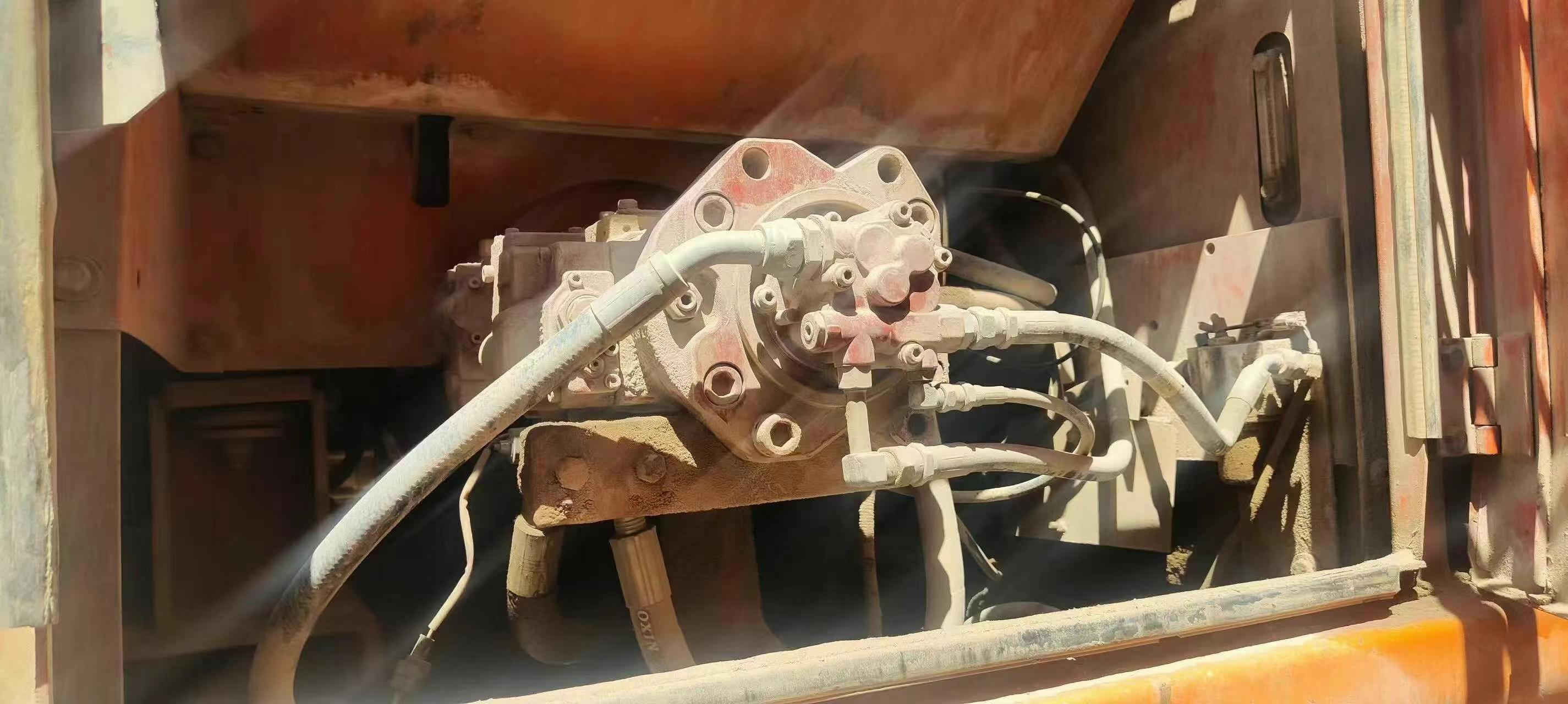 Used Doosan DL300 Excavator 2016 Model / 2