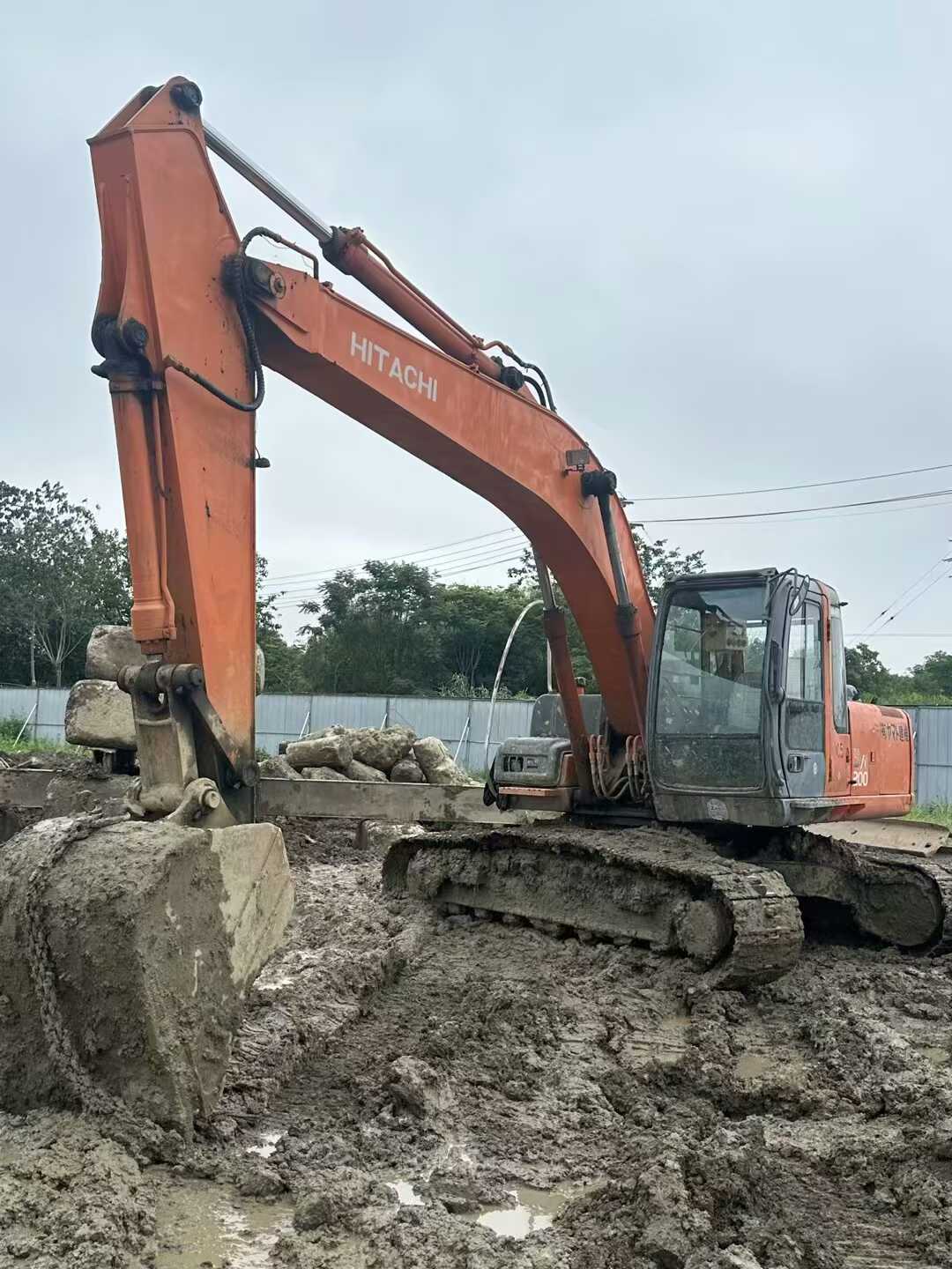 Used Hitachi ZAXIS200 Excavator 2016 Model