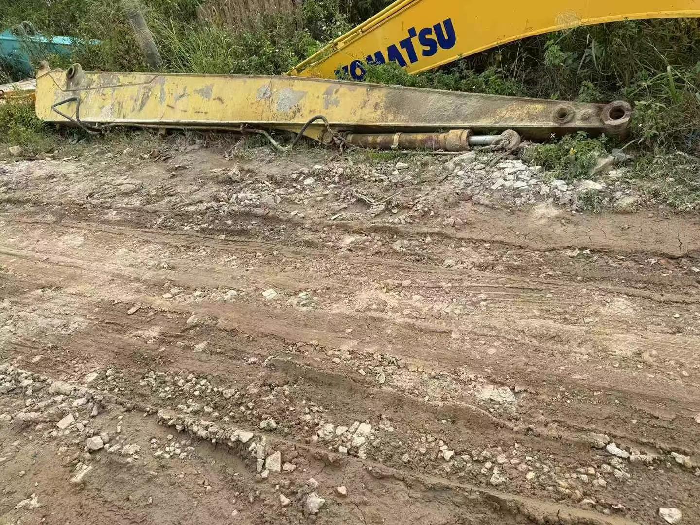 Used Kato HD820 Excavator 2016 Model / 3