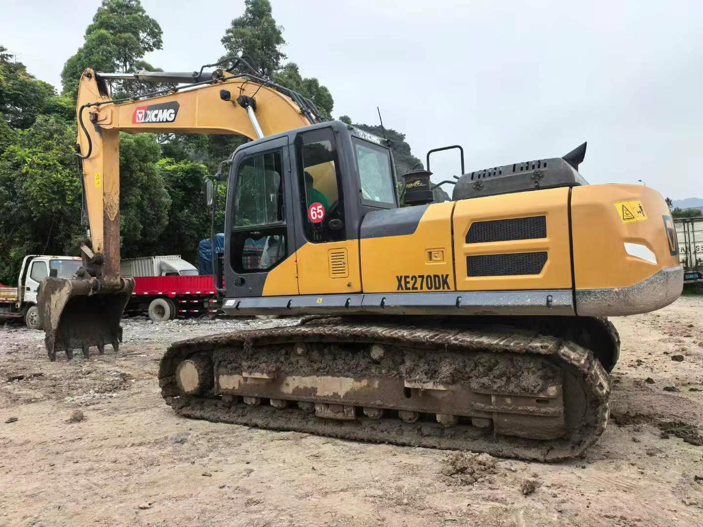 Used XCMG XE270GK Excavator 2021 Model / 8