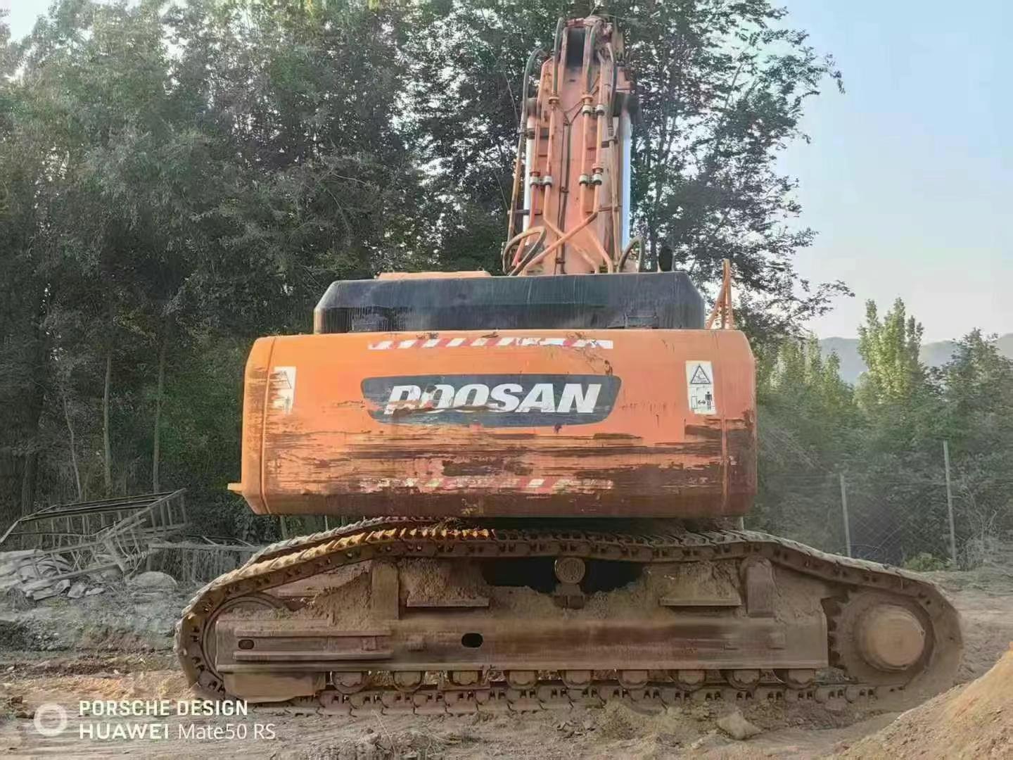 Used Doosan DX500 Excavator 2016 Model / 2