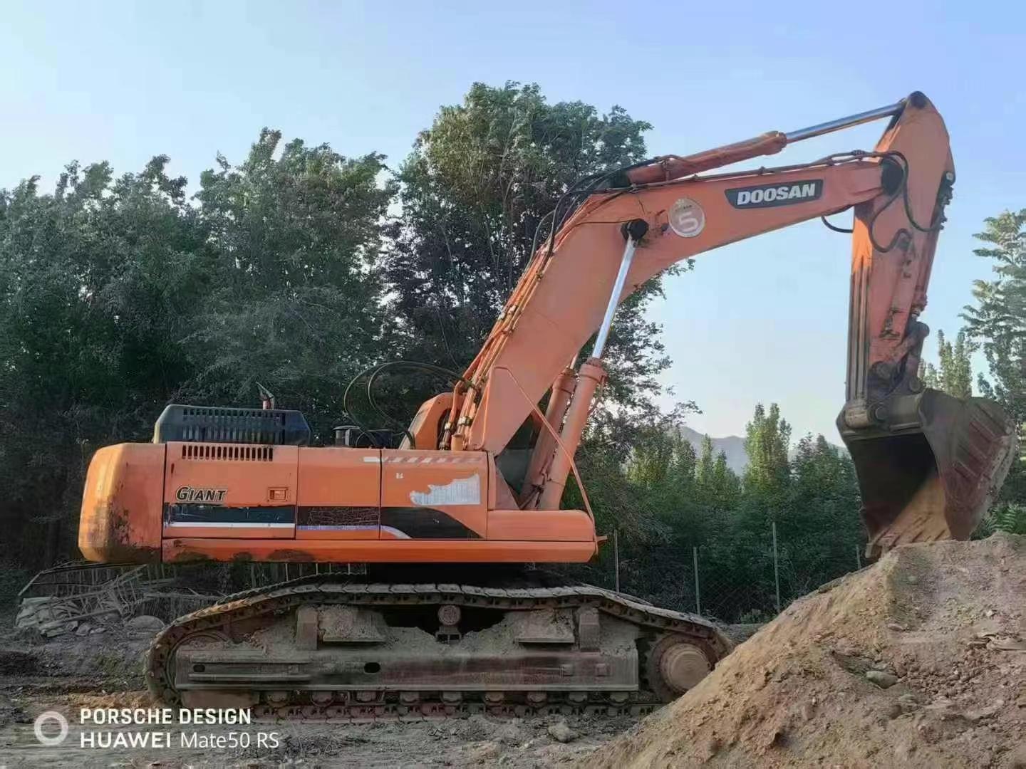 Used Doosan DX500 Excavator 2016 Model