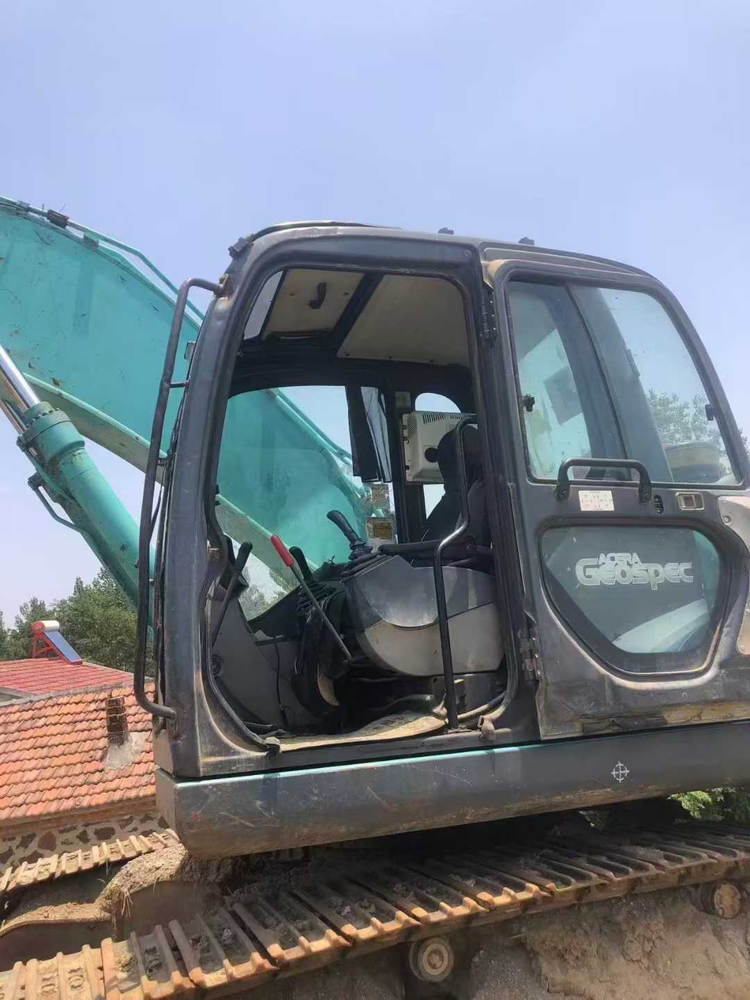 Used Kobelco SK200 Excavator 2010 Model / 6