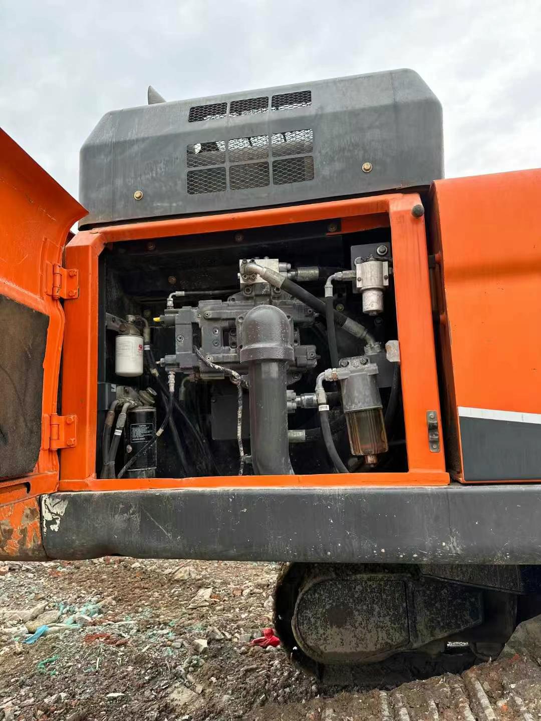 Used Doosan DX500 Excavator 2020 Model / 3