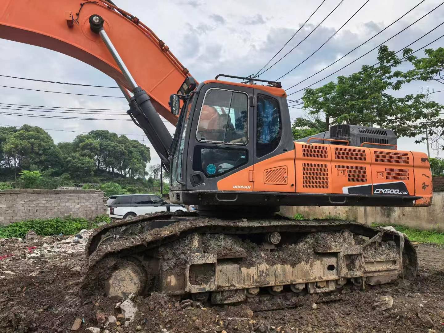 Used Doosan DX500 Excavator 2020 Model / 8