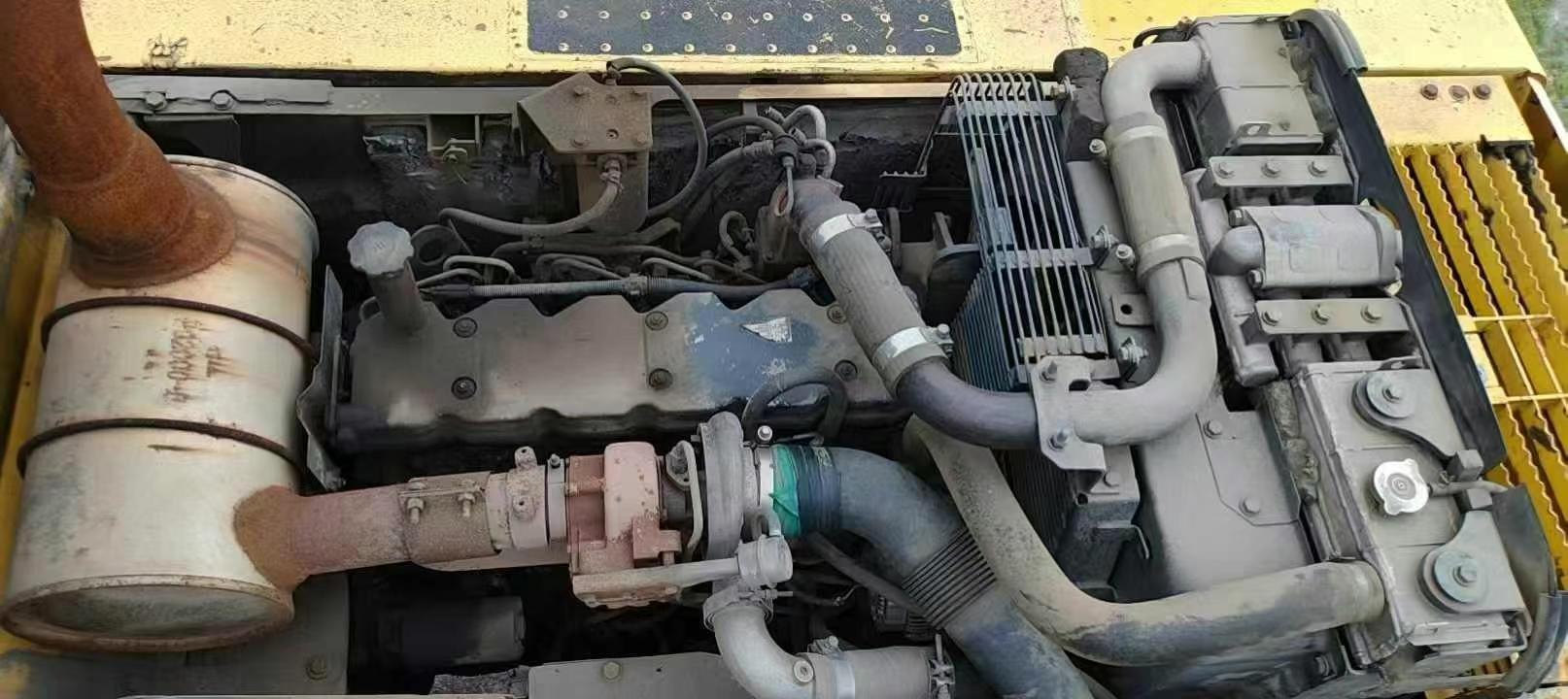 Used Komatsu PC240-11M0 Excavator 2016 Model / 3