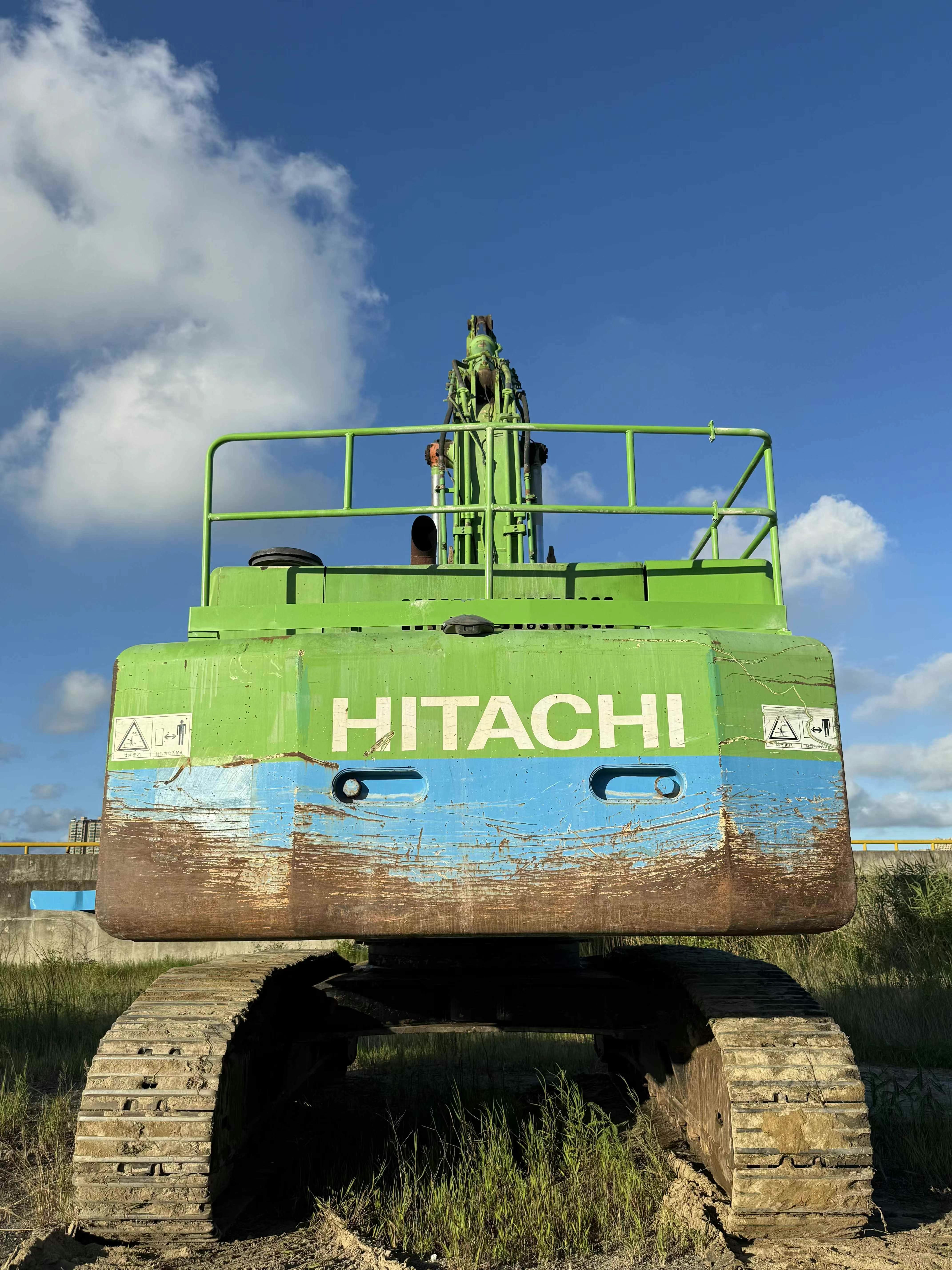 Used Hitachi ZX520LCH-3 Excavator 2022 Model / 7