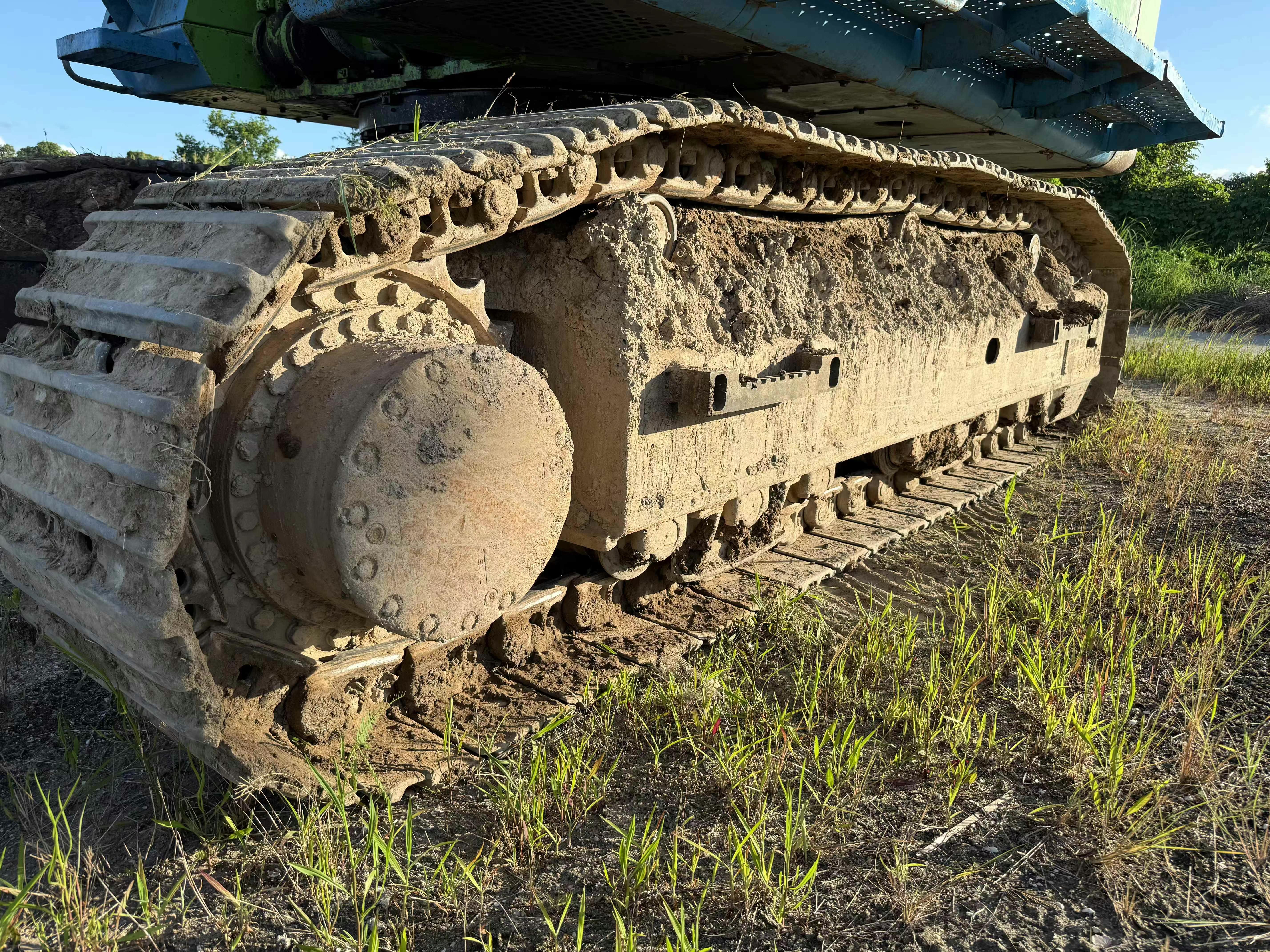 Used Hitachi ZX520LCH-3 Excavator 2022 Model / 8