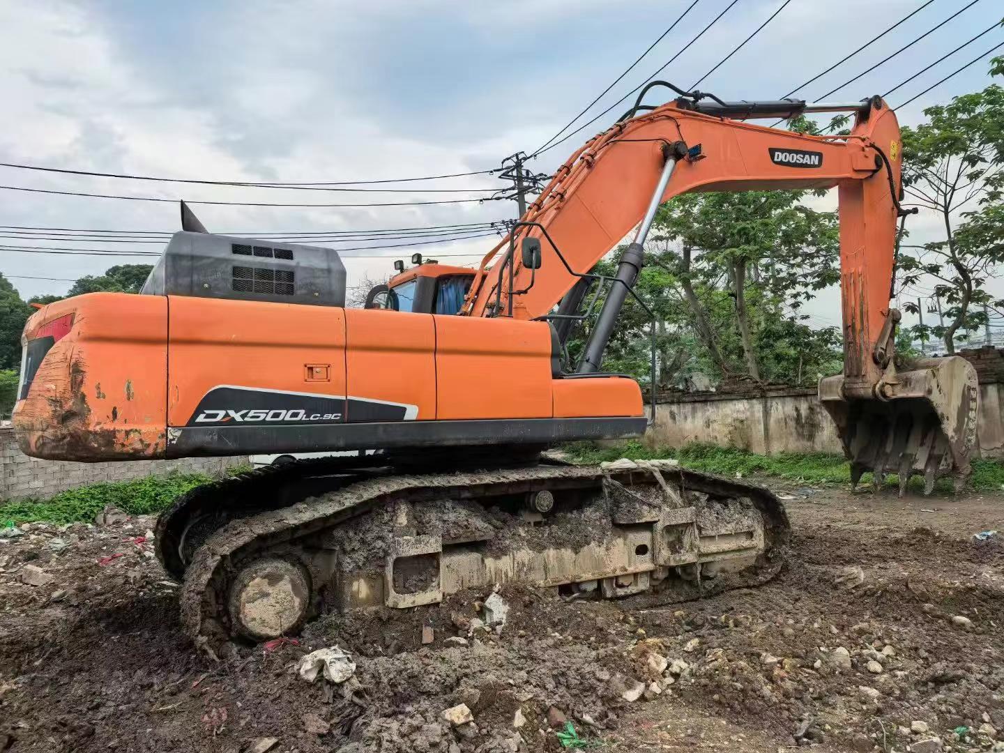 Used Doosan DX500 Excavator 2020 Model / 5