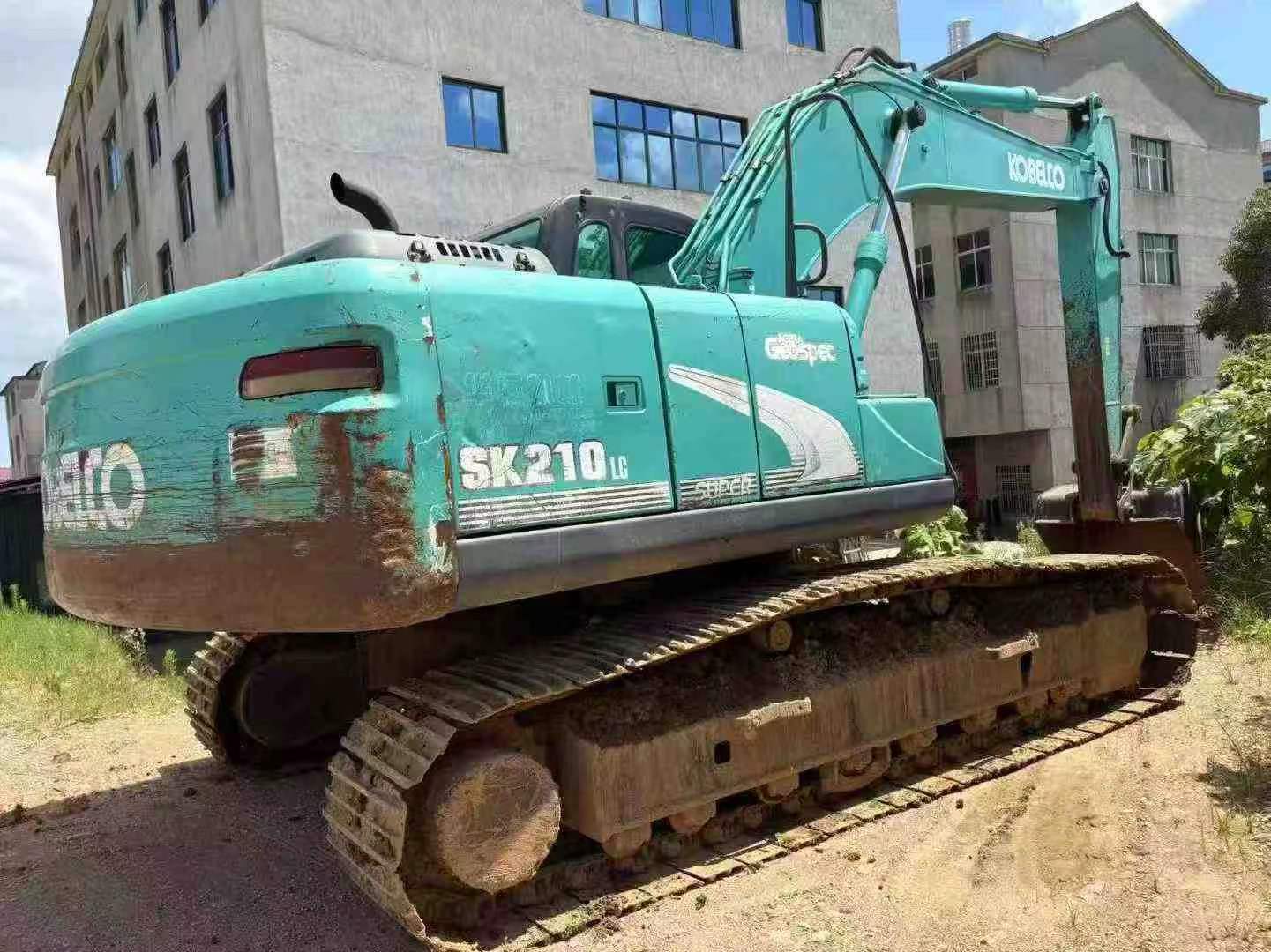Used Kobelco SK210 Excavator 2014 Model / 3